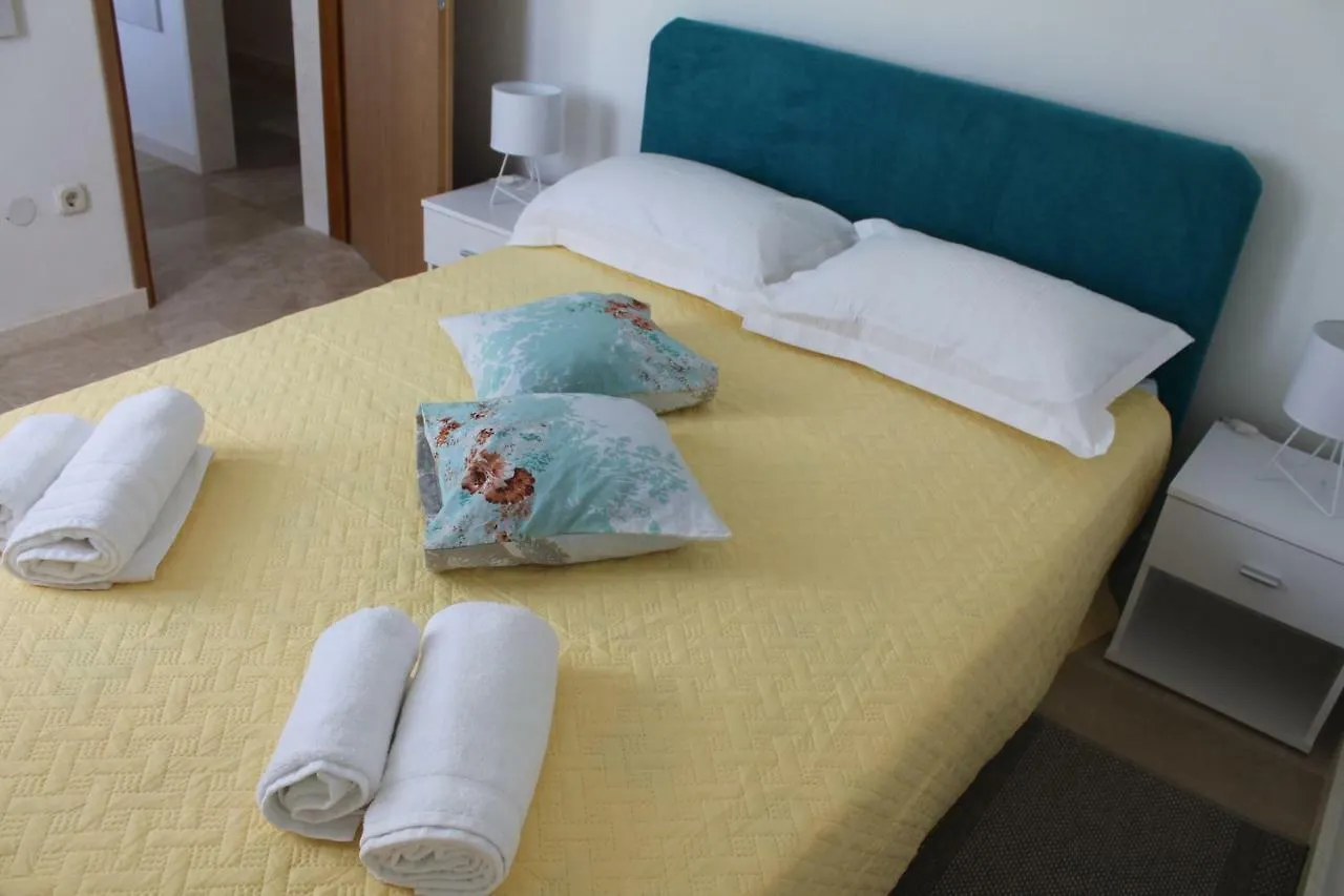 Apartman Lapis Savar Apartment